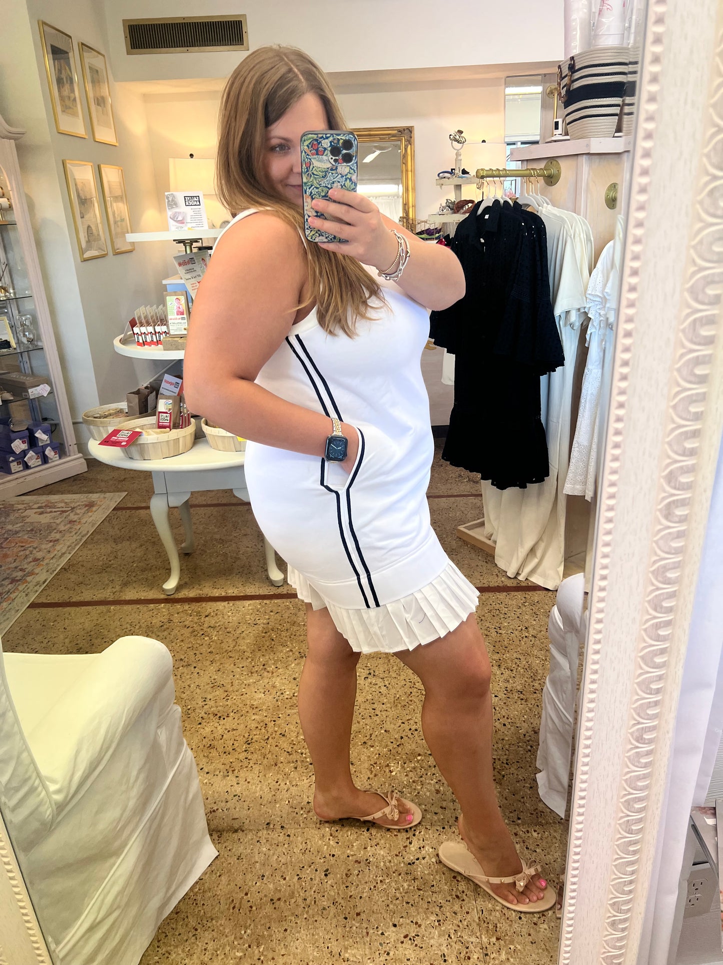 Solid Sleeveless Dress With Pockets