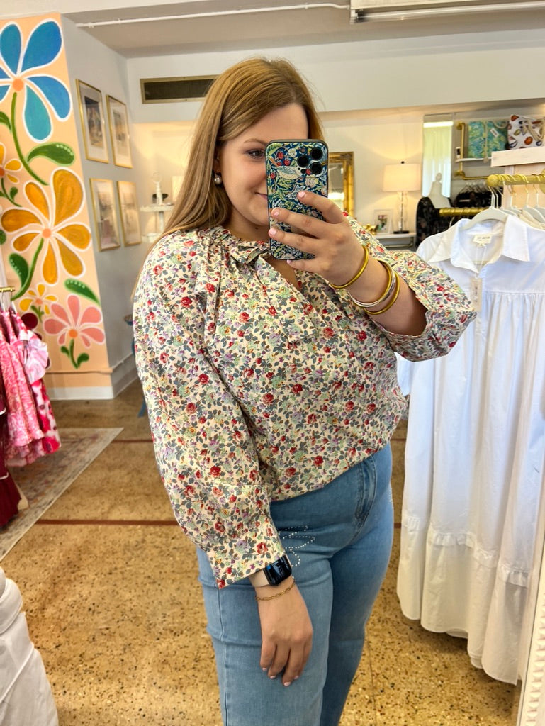 Cream Floral 3/4 Top