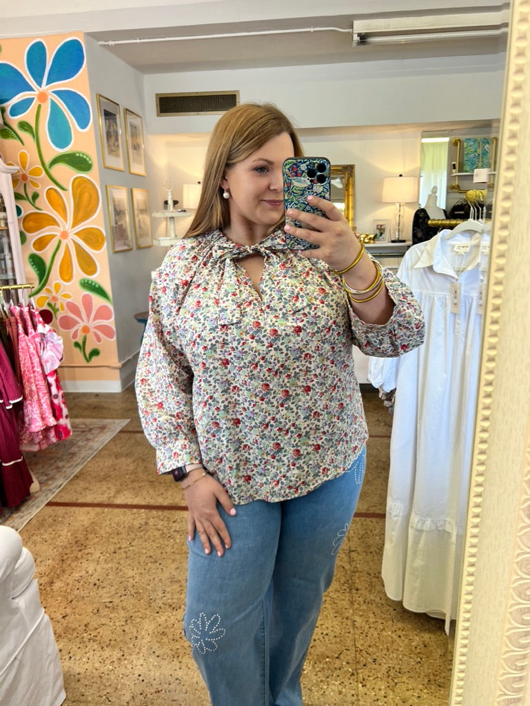 Cream Floral 3/4 Top