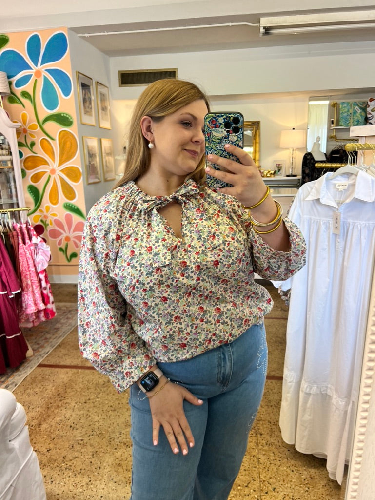 Cream Floral 3/4 Top
