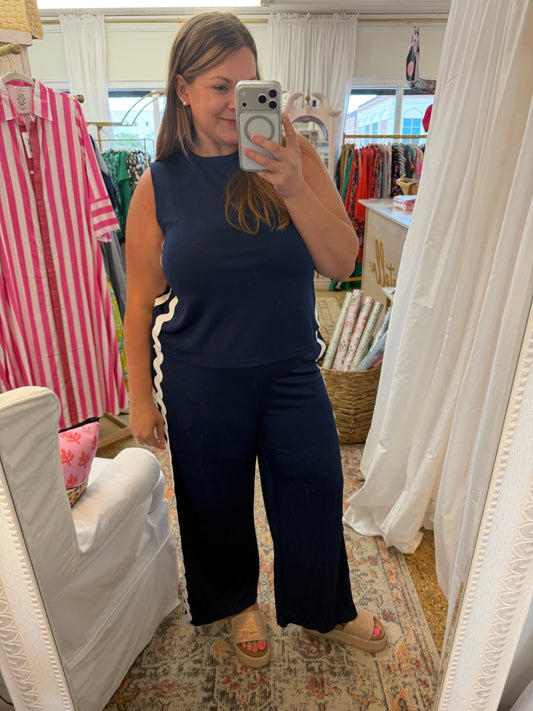 Ric-Rak Trim Knit Pant Set